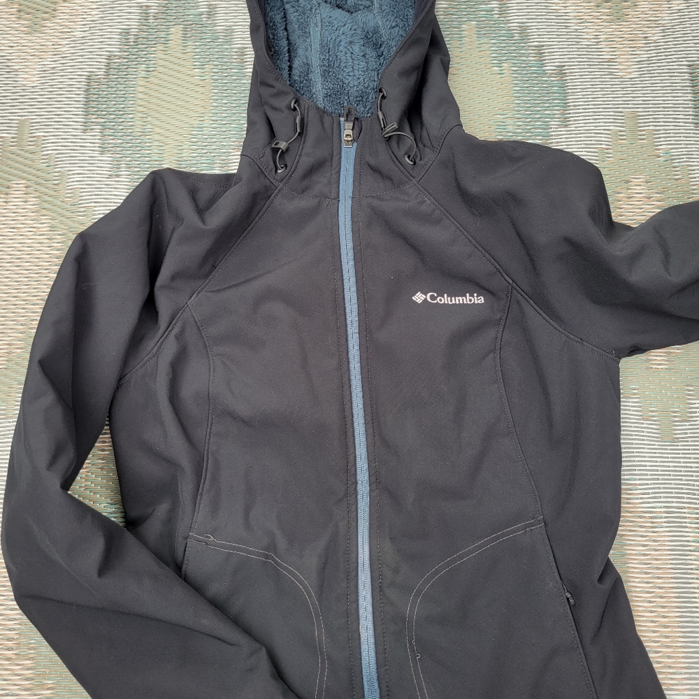 Columbia omni wind block jacket